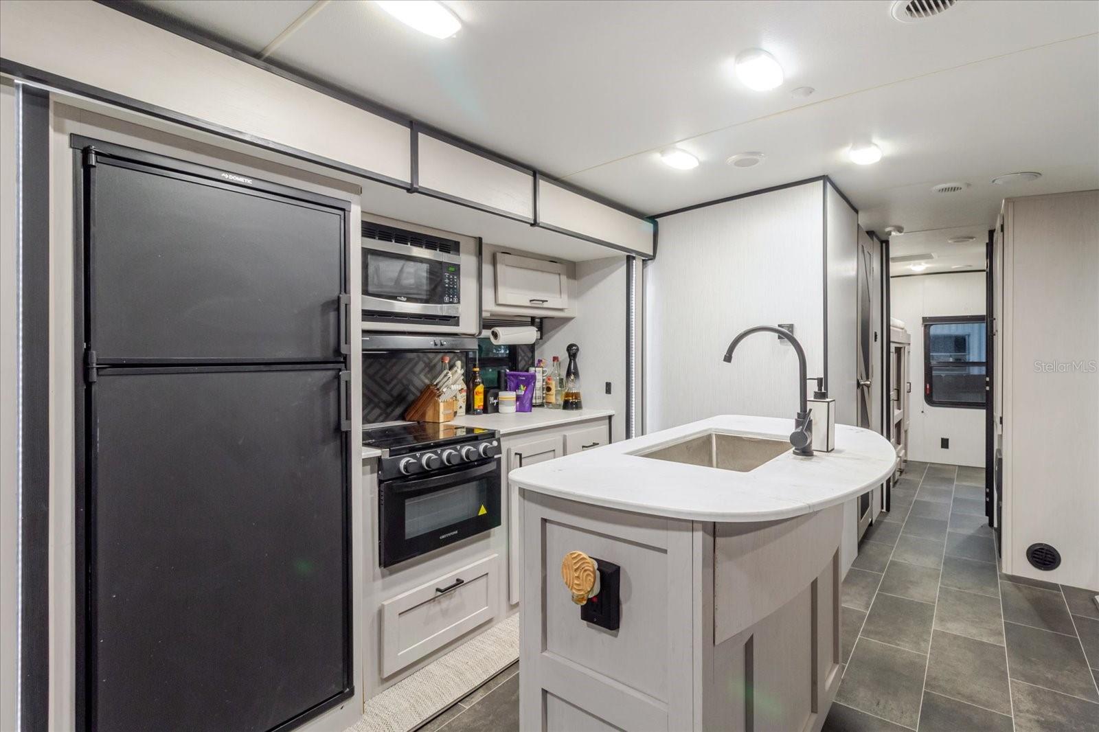 Image 30 of 94 For 9916 Gulf To Lake Highway