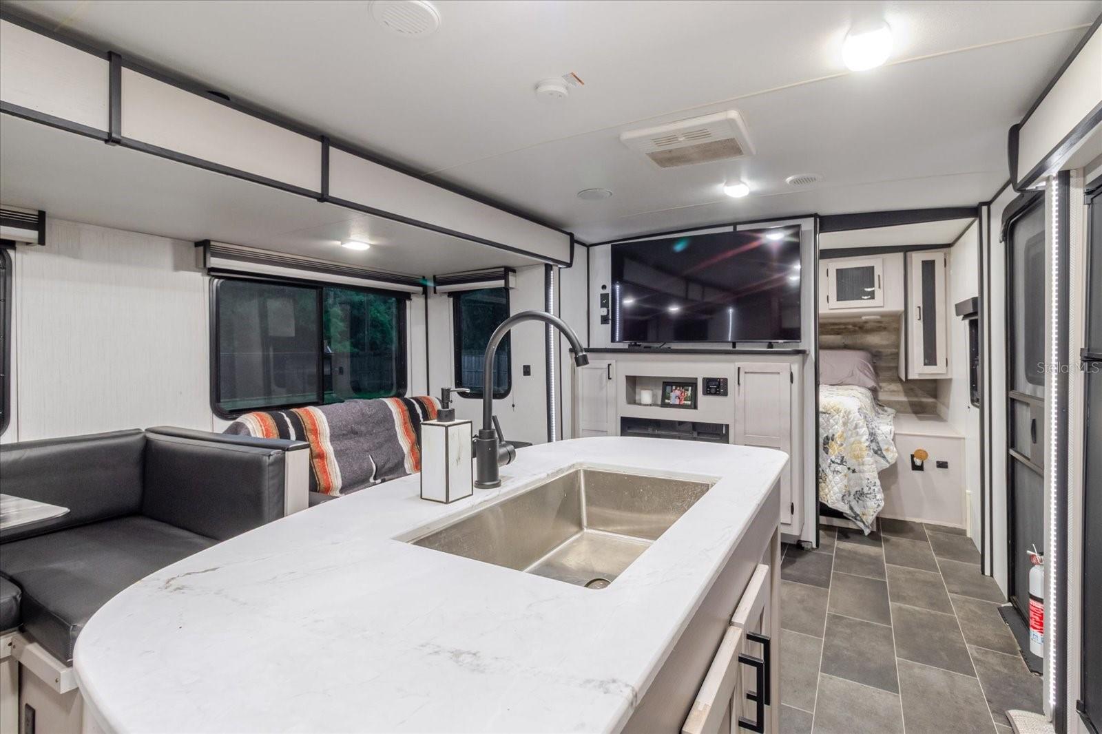 Image 35 of 94 For 9916 Gulf To Lake Highway