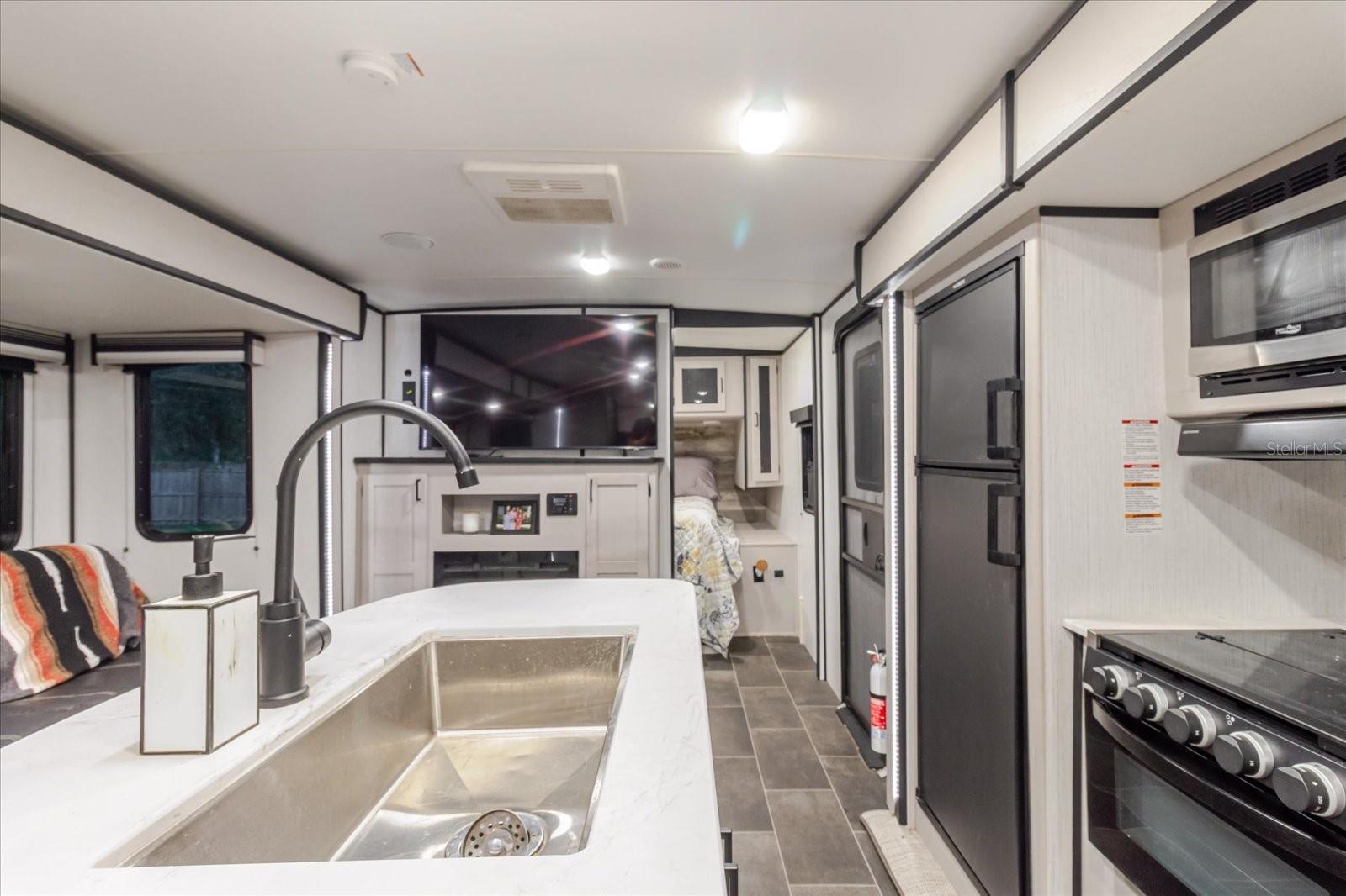 Image 38 of 94 For 9916 Gulf To Lake Highway