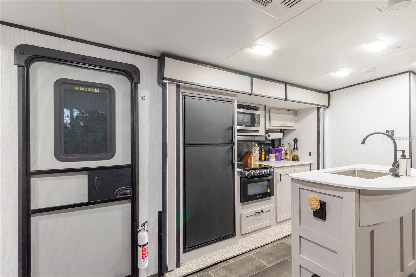 Image 40 of 94 For 9916 Gulf To Lake Highway