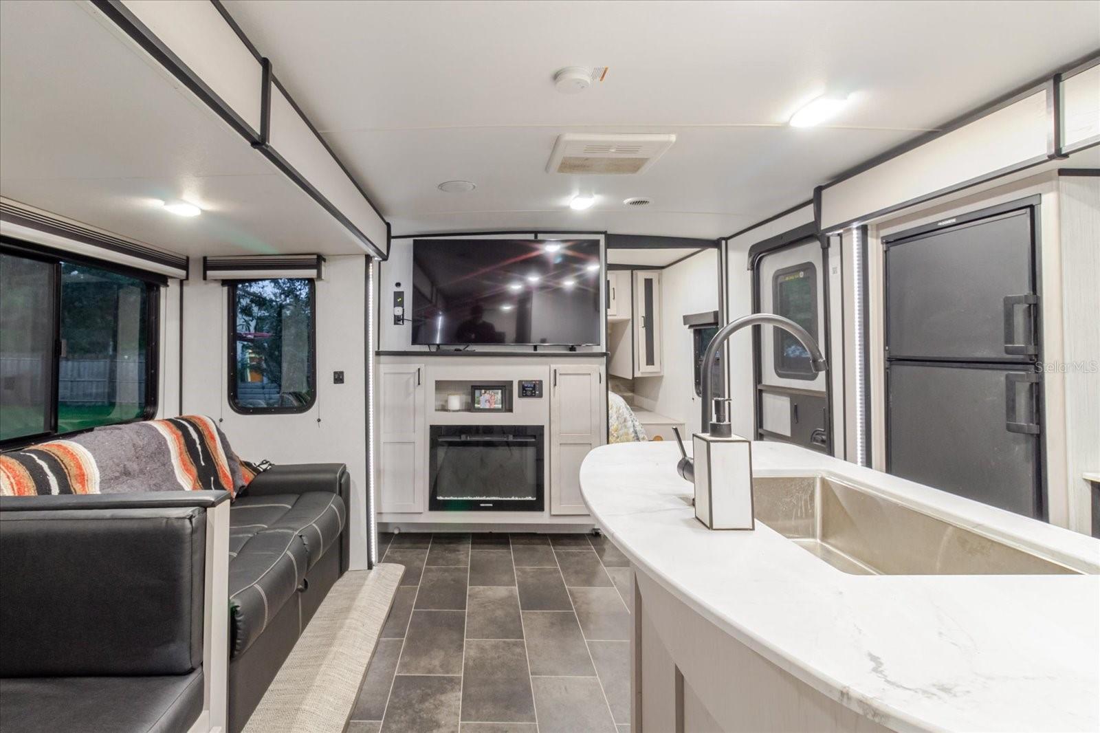 Image 44 of 94 For 9916 Gulf To Lake Highway