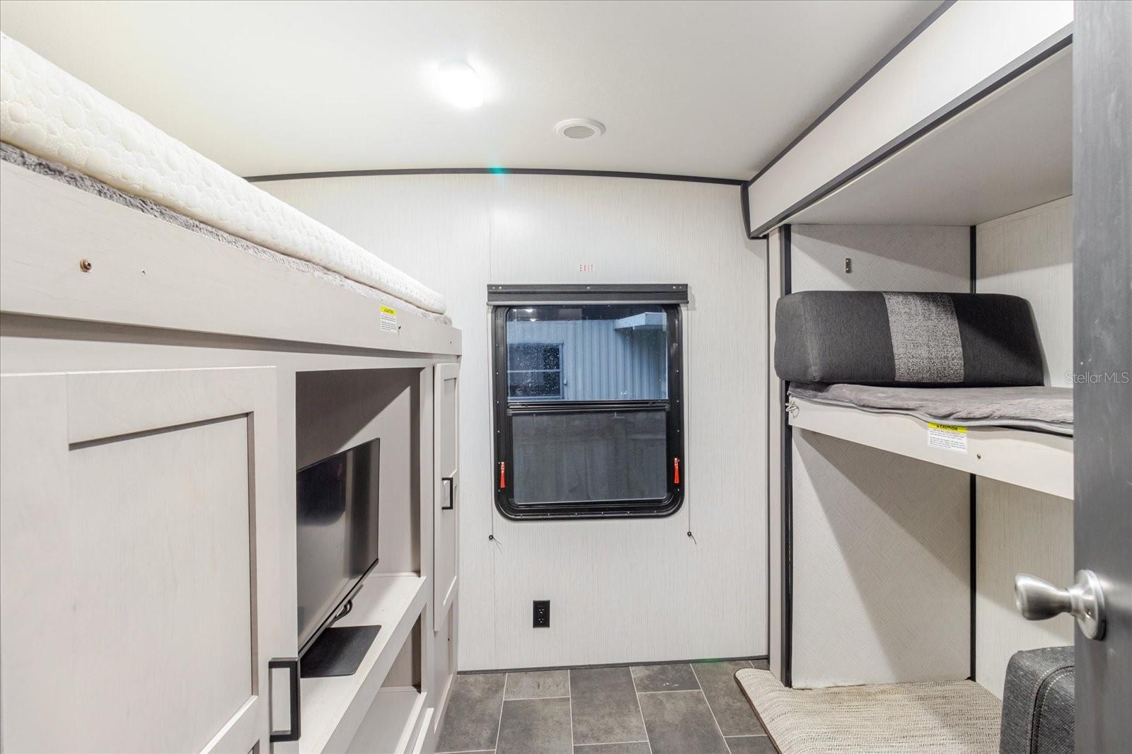 Image 47 of 94 For 9916 Gulf To Lake Highway