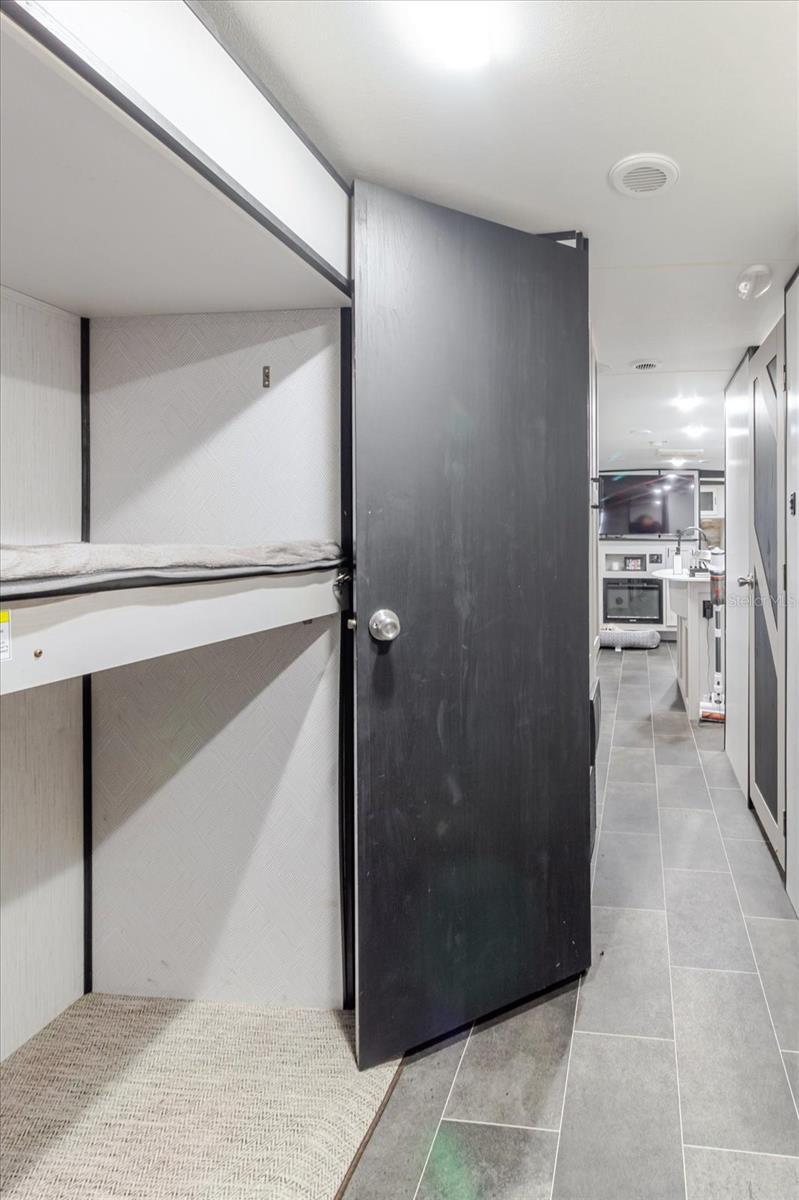 Image 48 of 94 For 9916 Gulf To Lake Highway