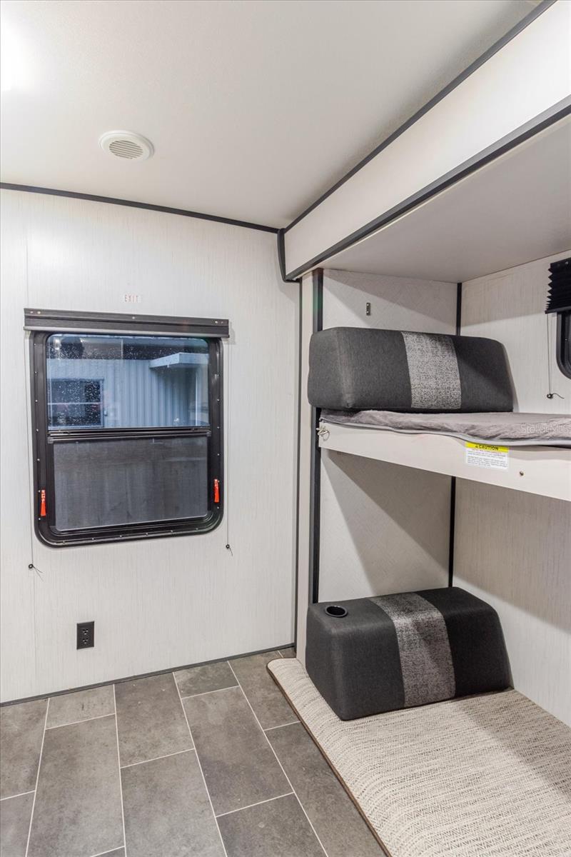 Image 49 of 94 For 9916 Gulf To Lake Highway