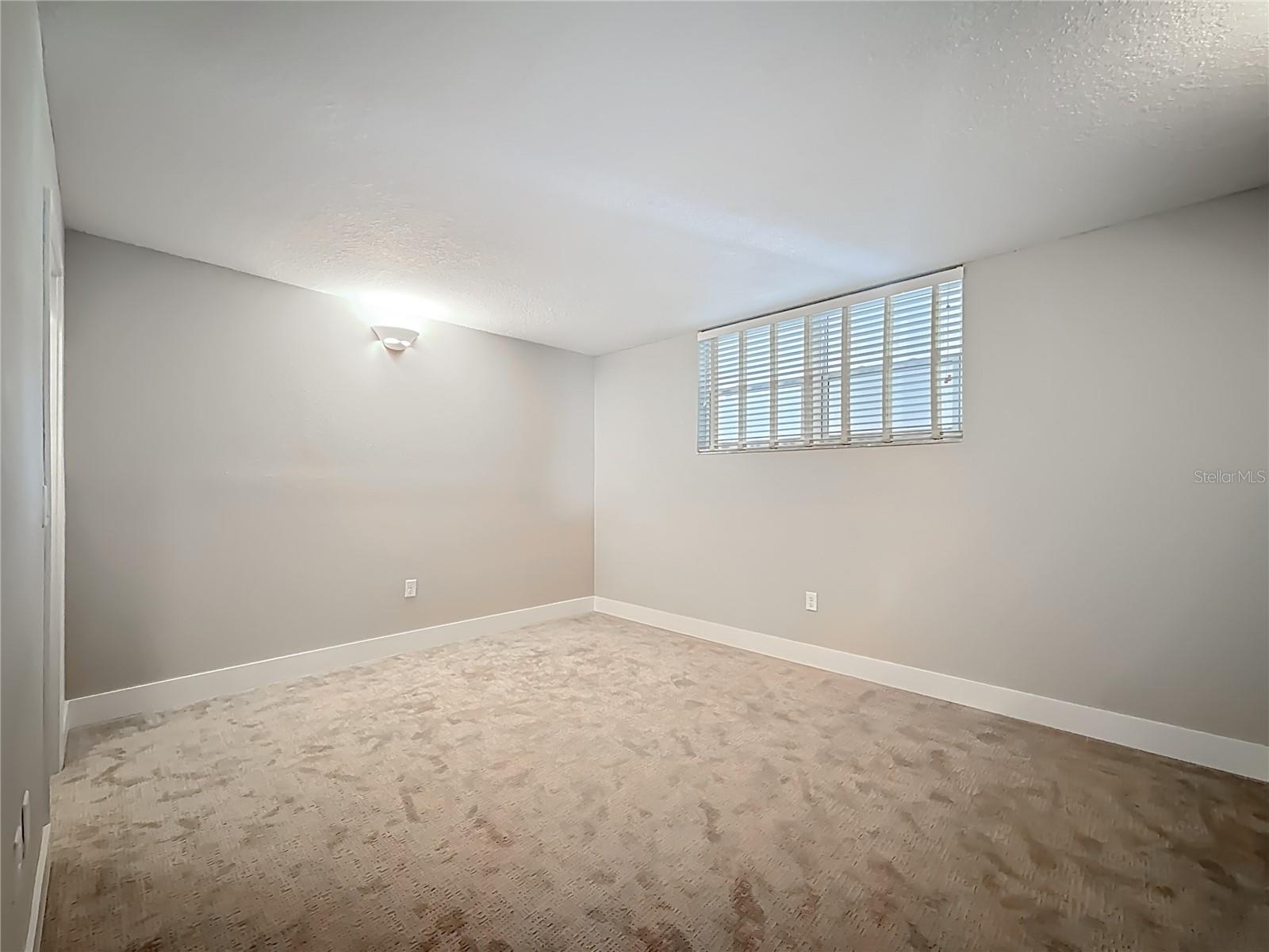 Image 25 of 65 For 7930 Sun Island Dr S 111