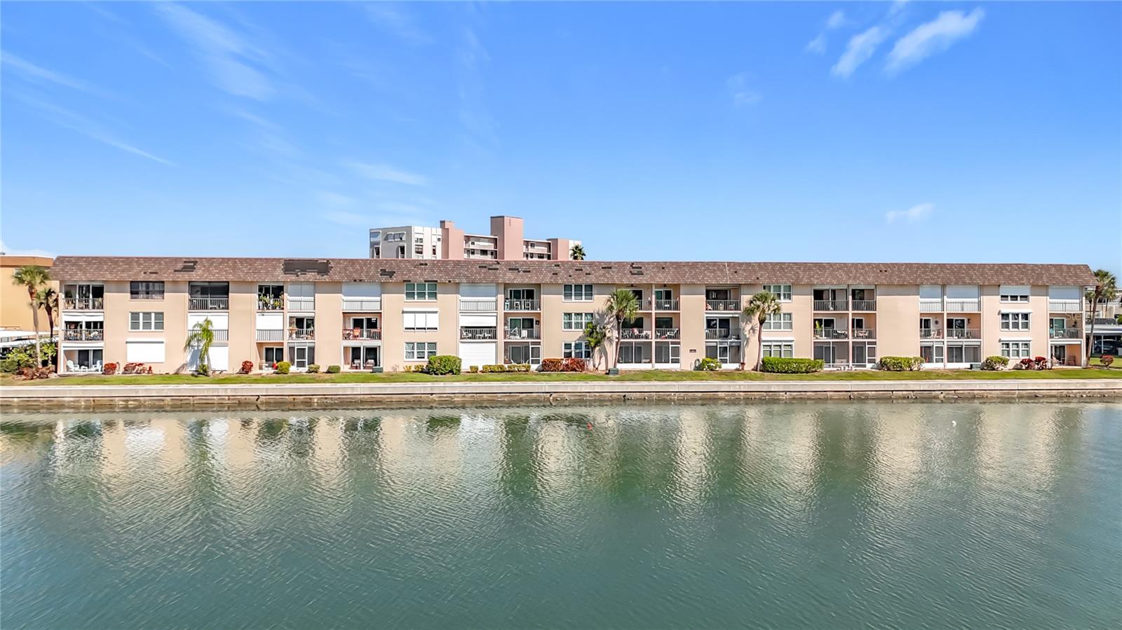 Image 57 of 65 For 7930 Sun Island Dr S 111