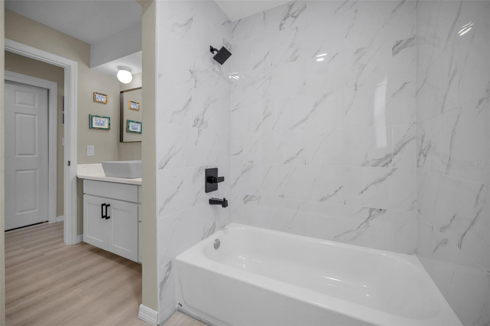 Image 36 of 54 For 100 20th Street