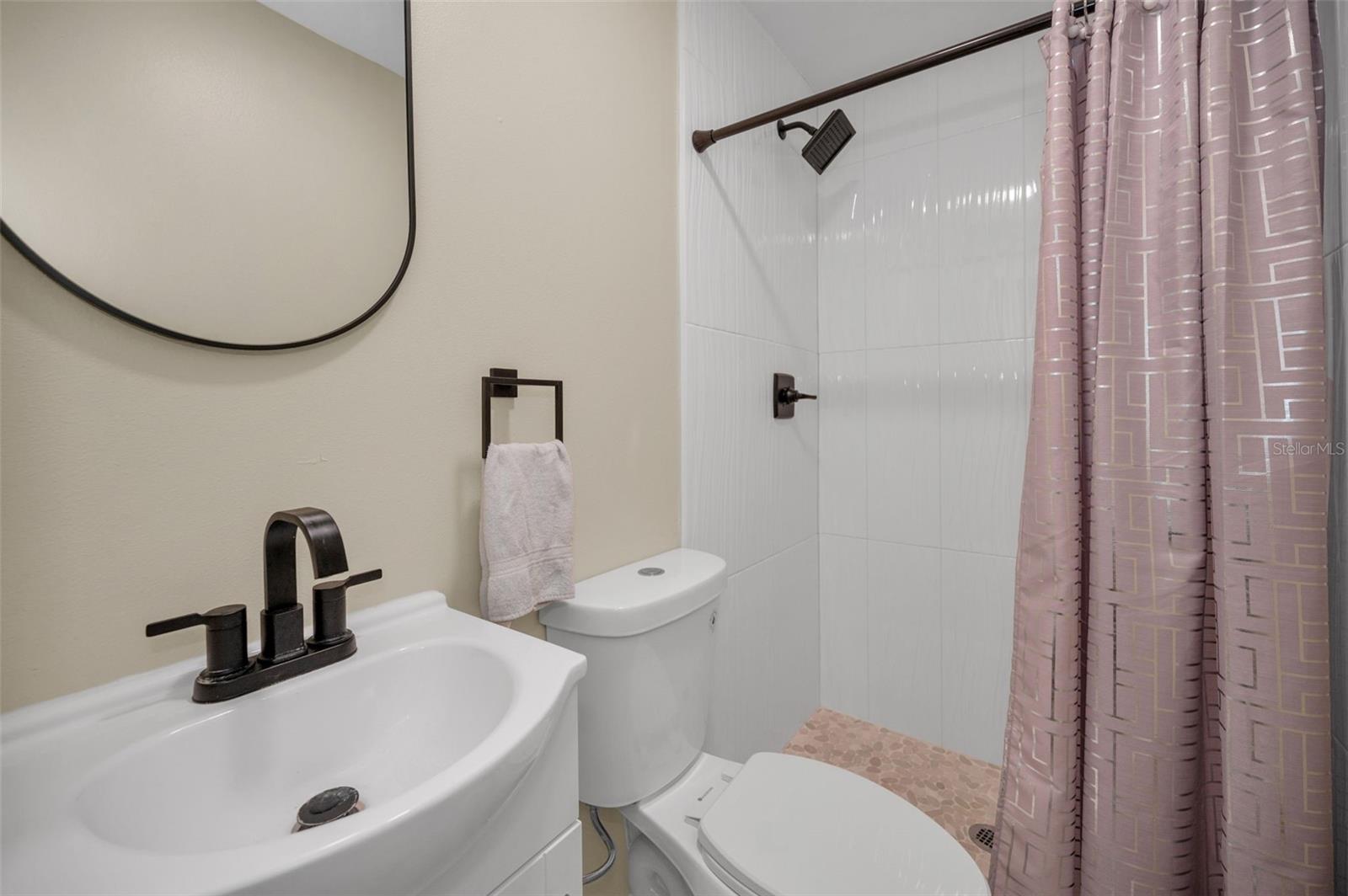 Image 39 of 54 For 100 20th Street