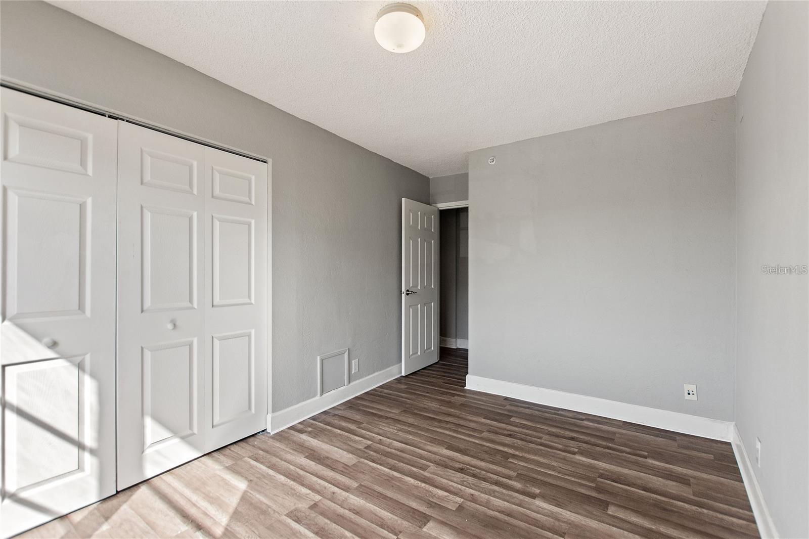 Image 13 of 32 For 3315 58th Avenue S 202