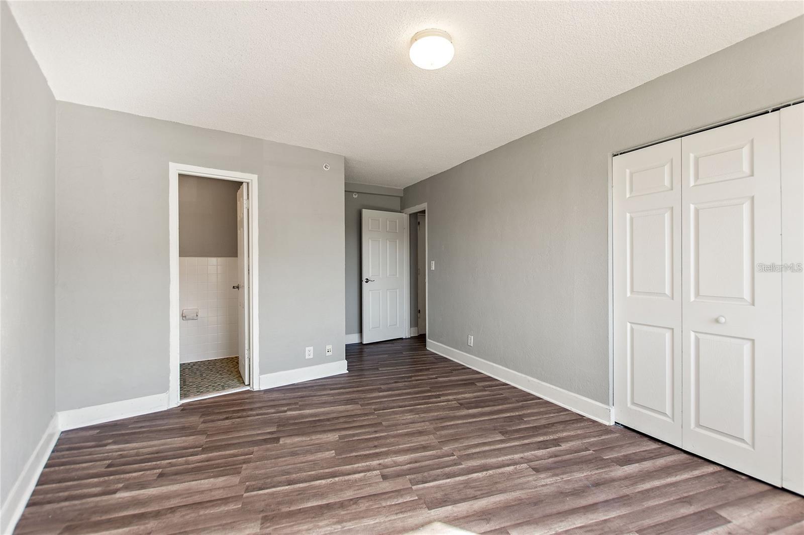 Image 16 of 32 For 3315 58th Avenue S 202