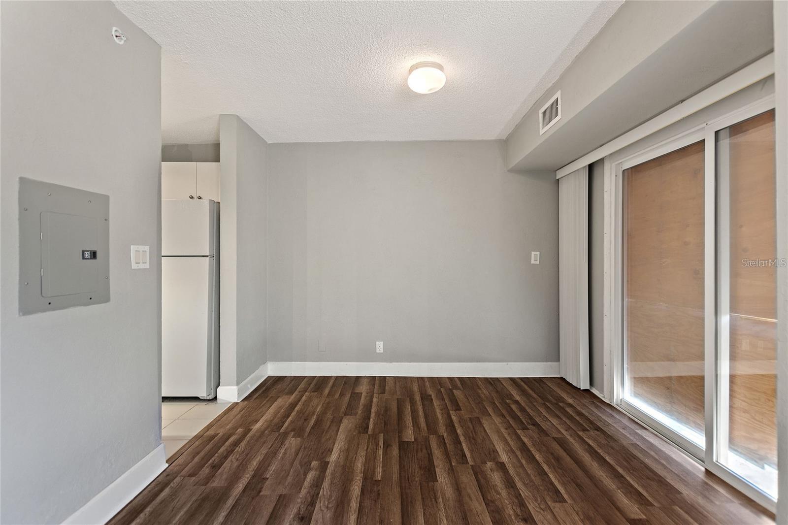 Image 18 of 32 For 3315 58th Avenue S 202