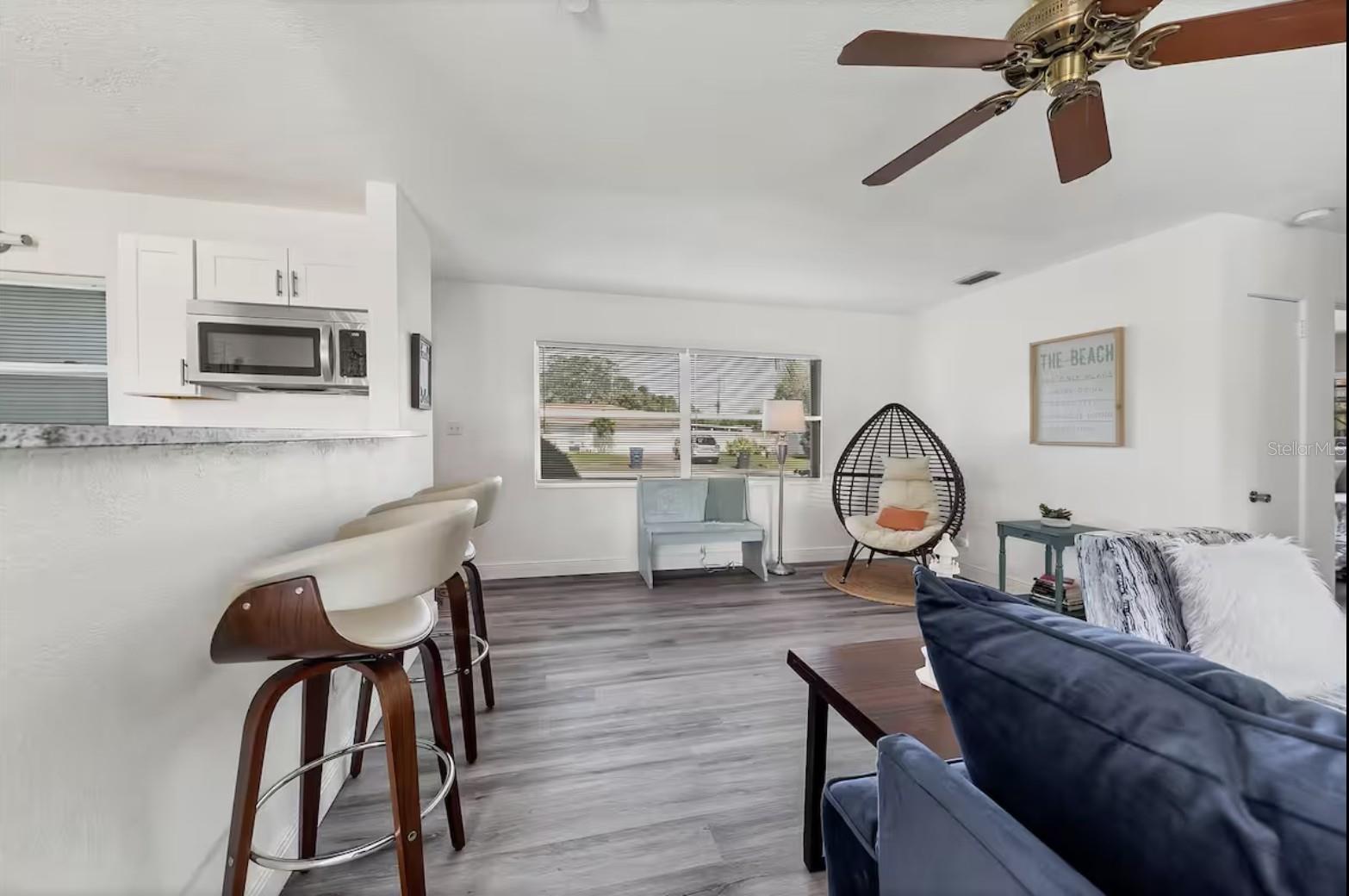 Image 11 of 38 For 1726 Southview Road