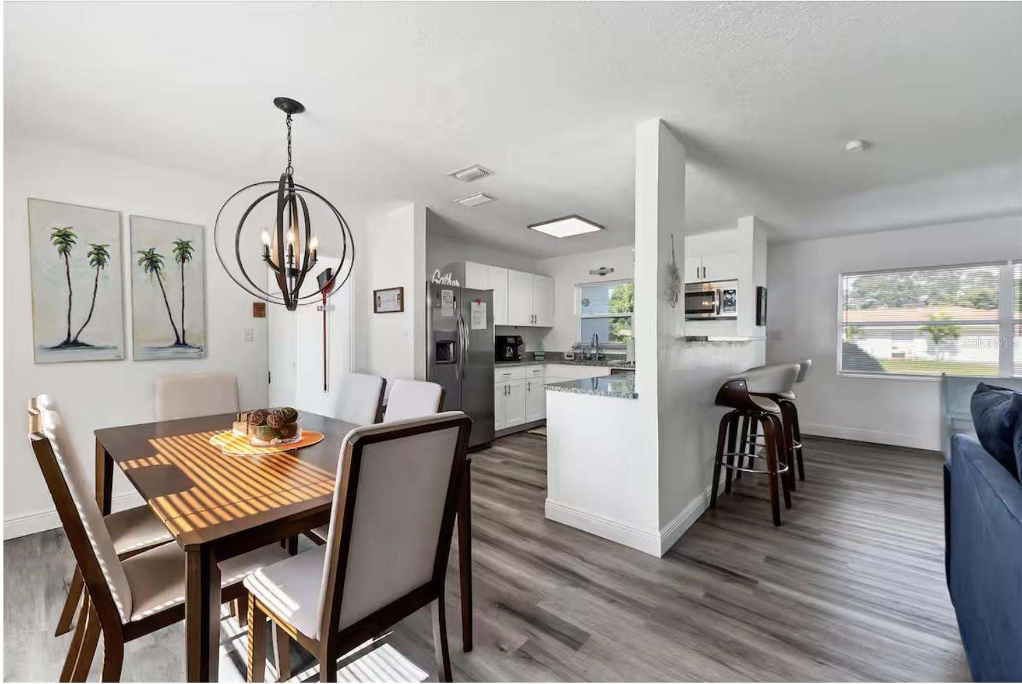 Image 19 of 38 For 1726 Southview Road