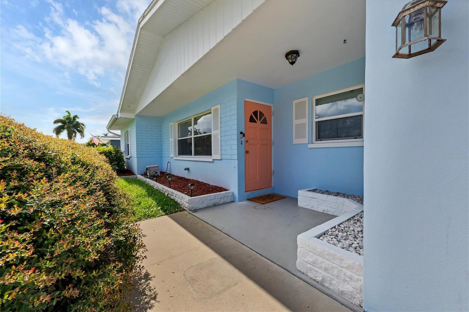 Image 2 of 38 For 1726 Southview Road