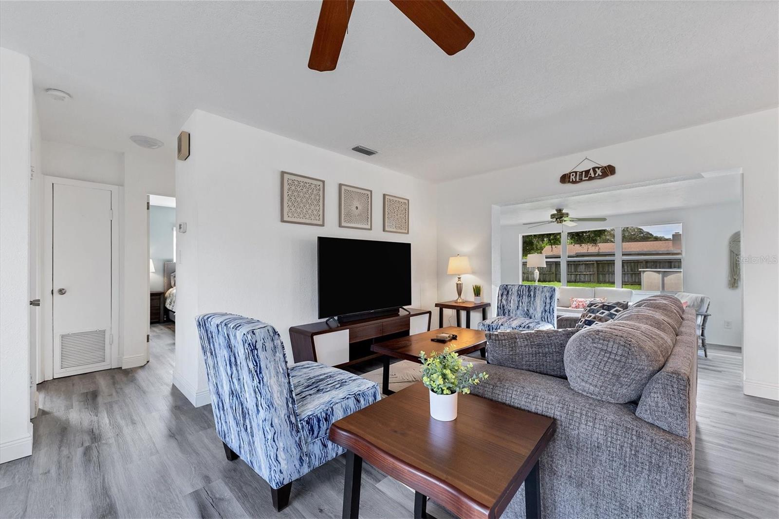 Image 7 of 38 For 1726 Southview Road