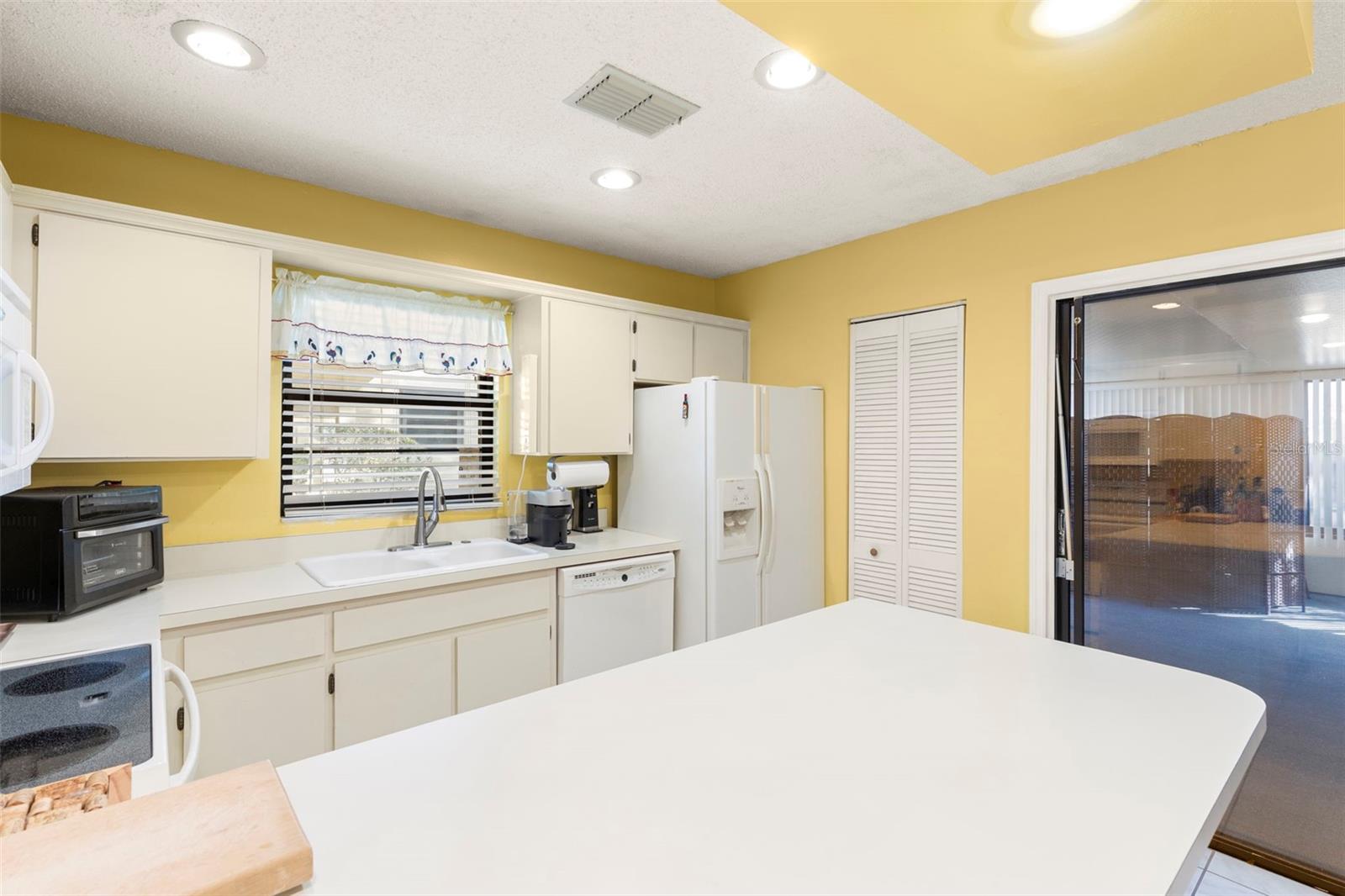 Image 12 of 28 For 12709 Tall Pine Drive