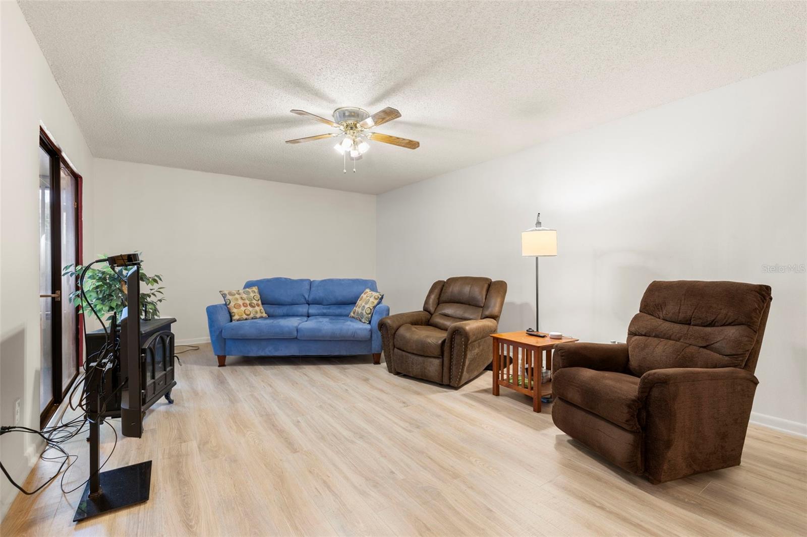 Image 14 of 28 For 12709 Tall Pine Drive