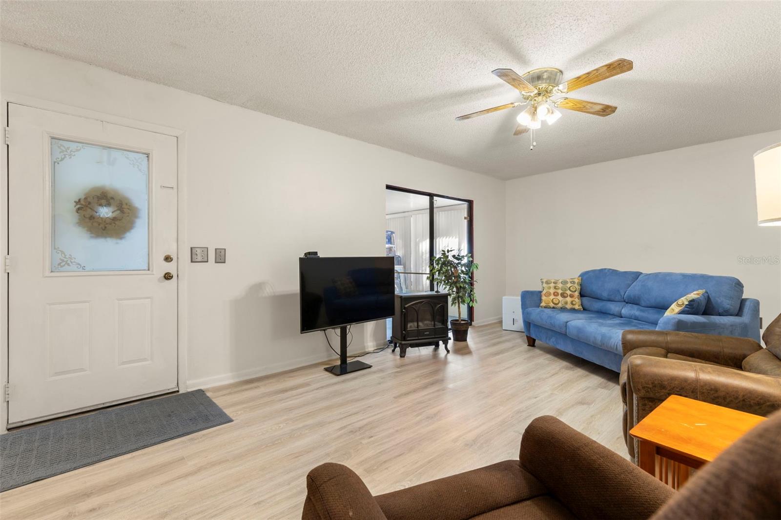 Image 15 of 28 For 12709 Tall Pine Drive