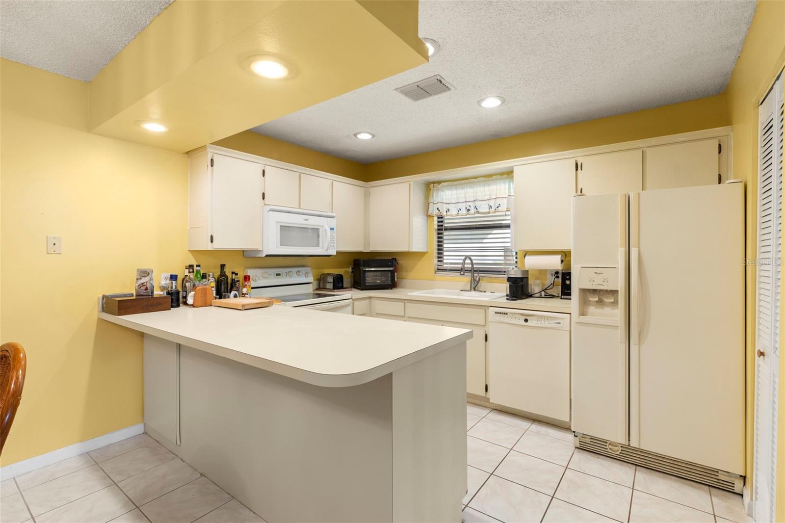 Image 9 of 28 For 12709 Tall Pine Drive