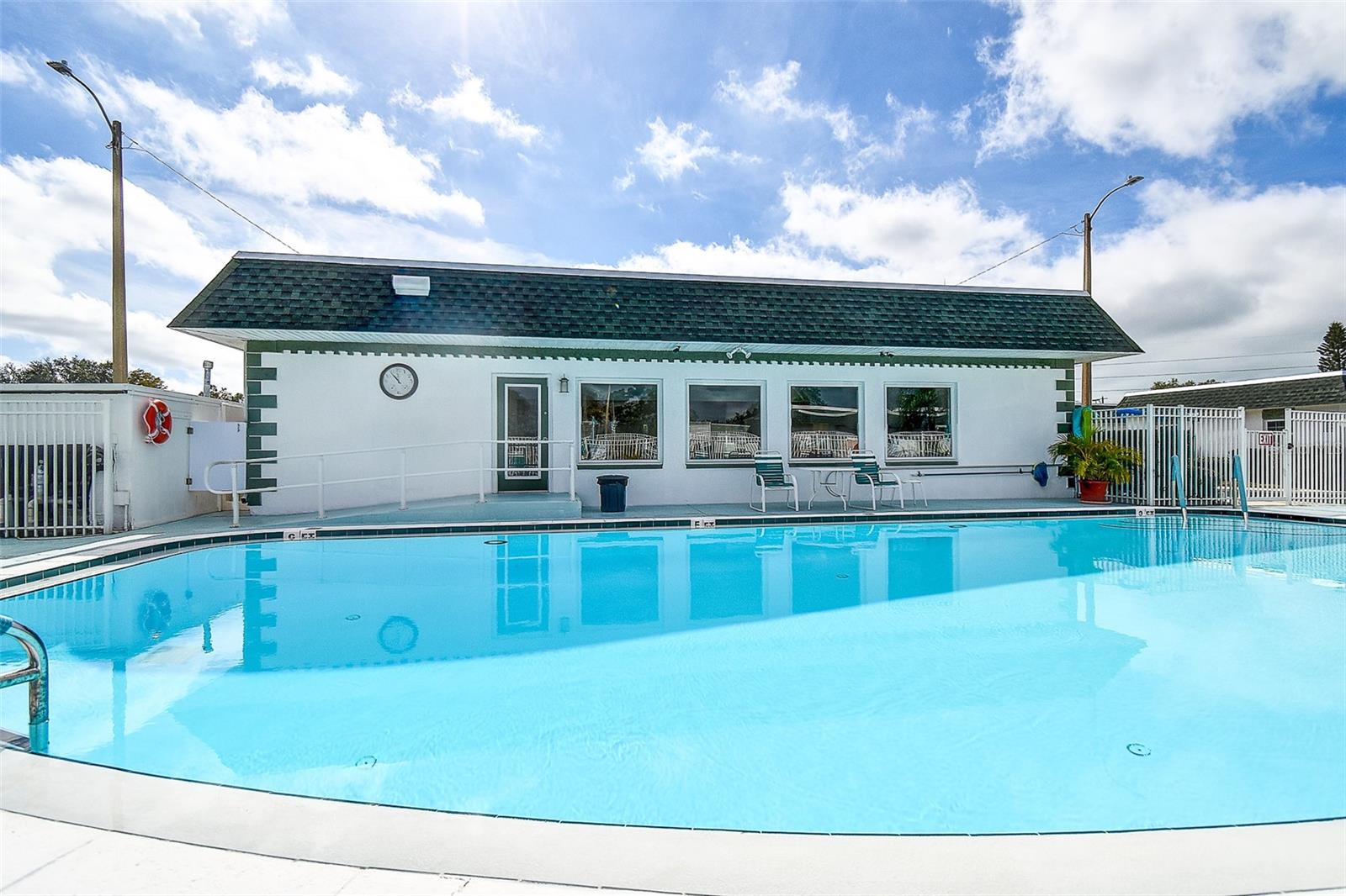 Image 25 of 26 For 7729 39th Terrace N