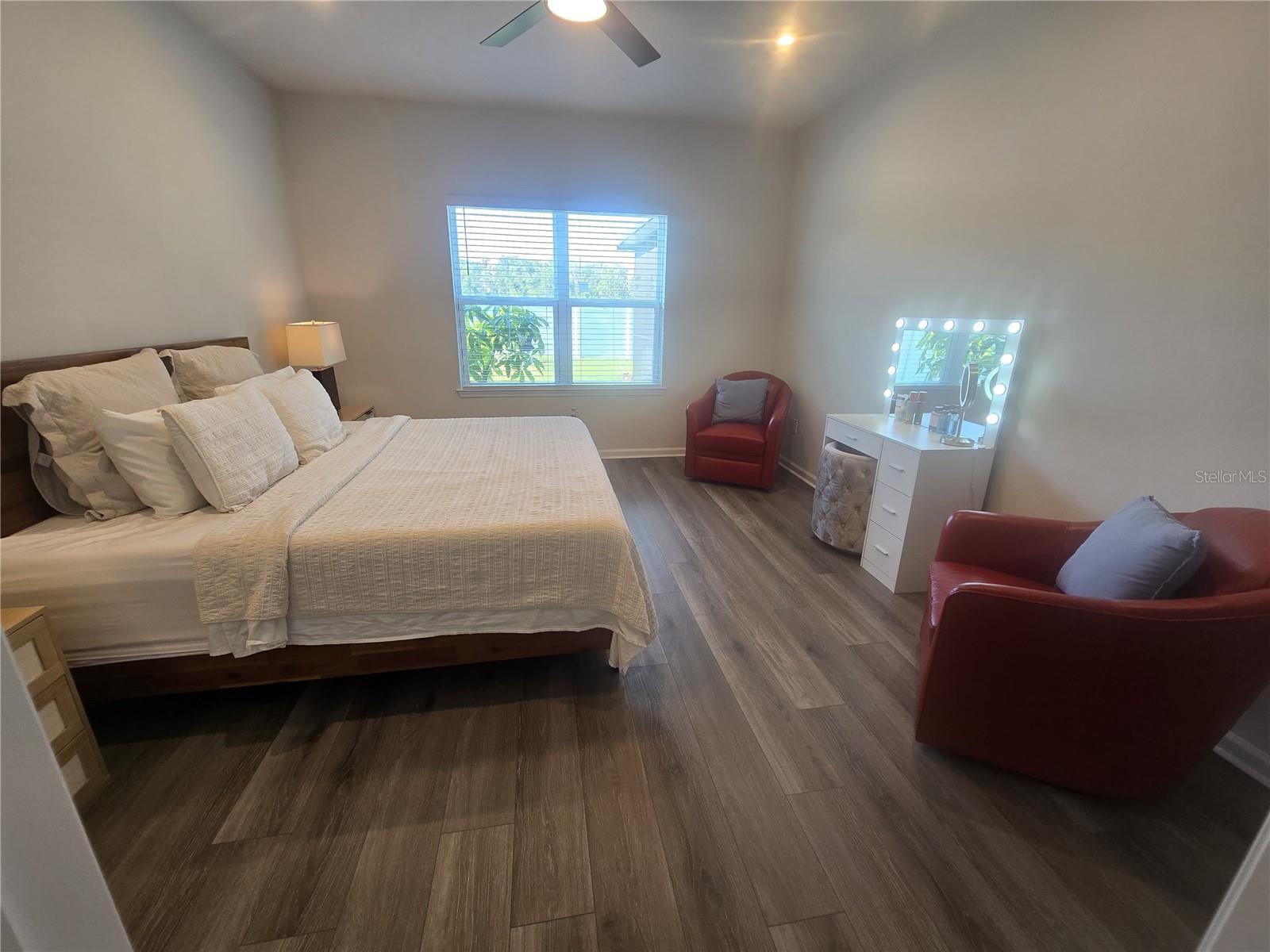 Image 37 of 92 For 8052 Greenway Avenue