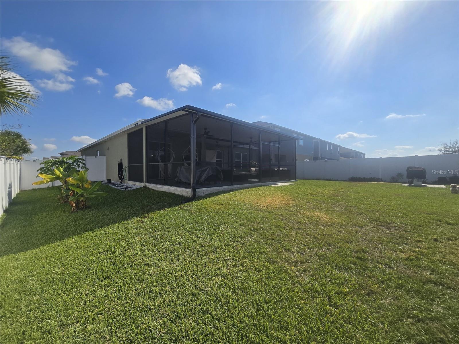 Image 41 of 92 For 8052 Greenway Avenue