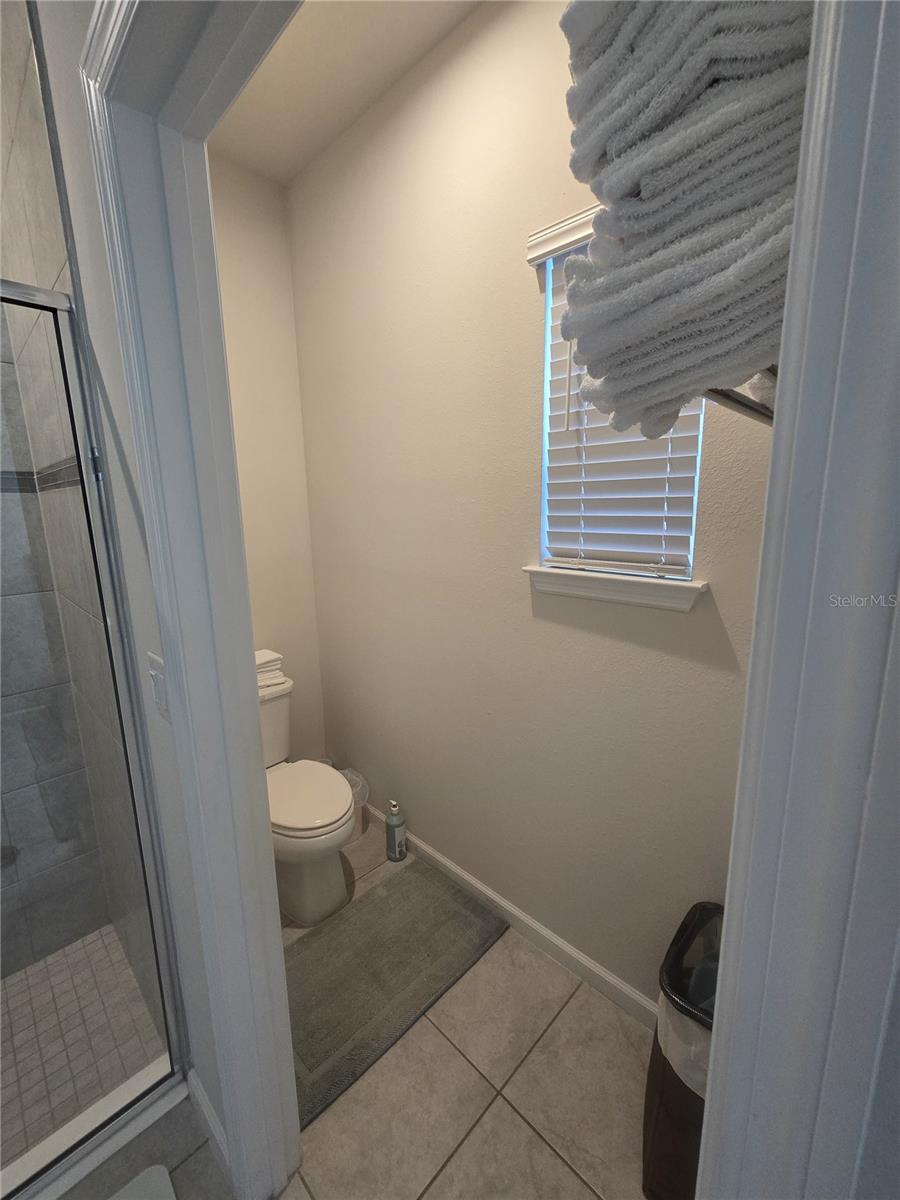 Image 74 of 92 For 8052 Greenway Avenue