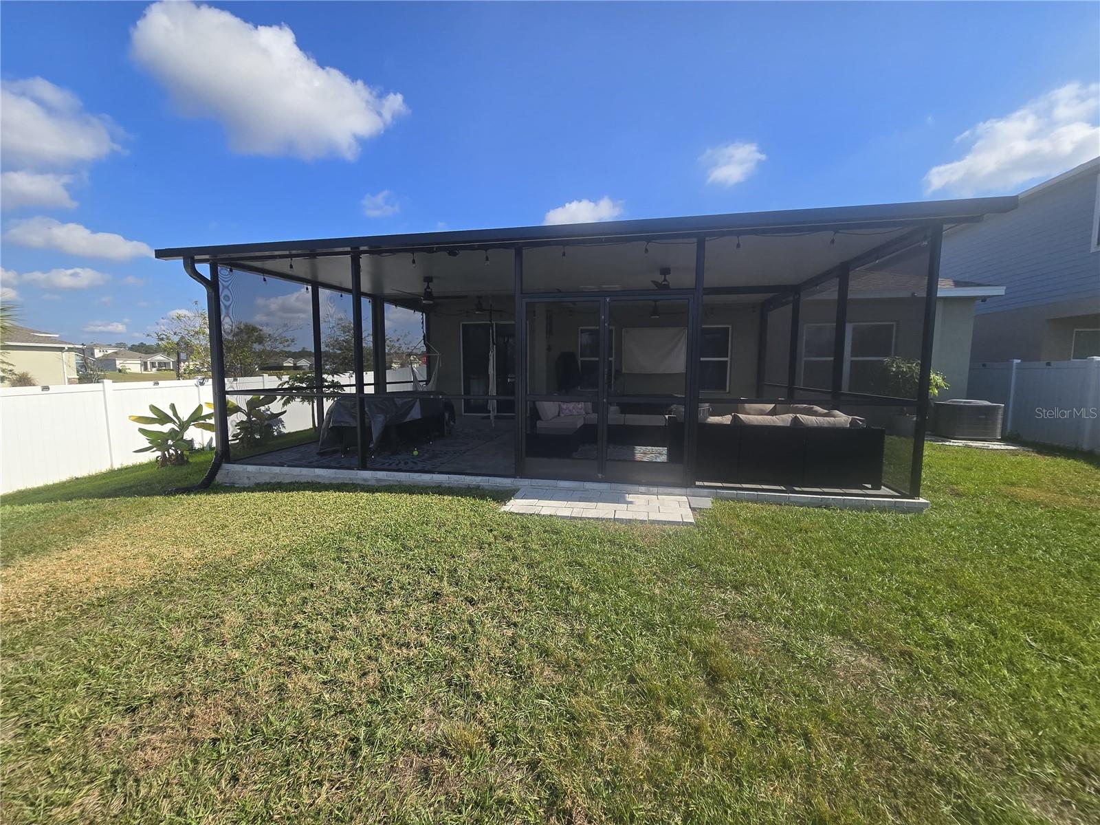 Image 82 of 92 For 8052 Greenway Avenue