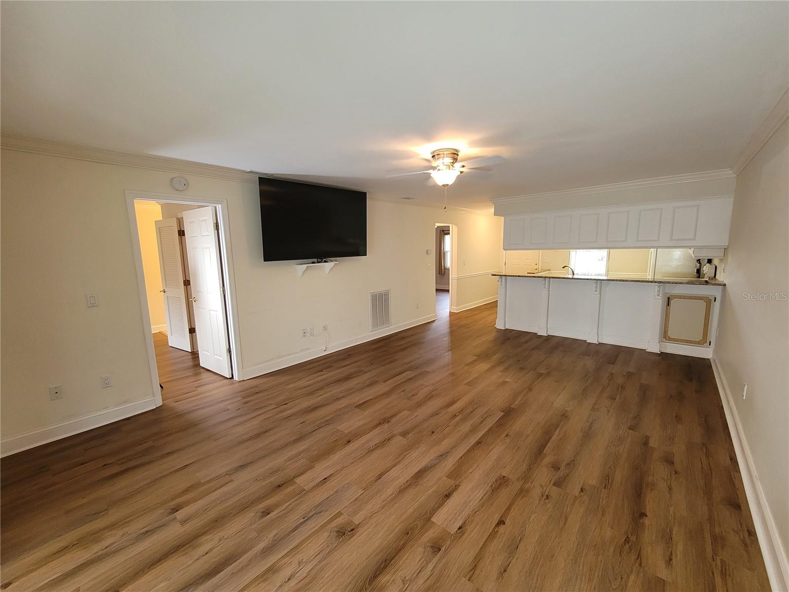 Image 14 of 23 For 6550 Teak Court