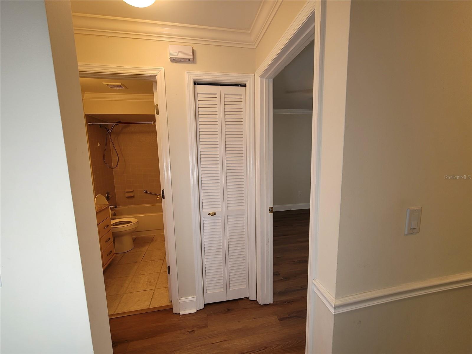 Image 8 of 23 For 6550 Teak Court