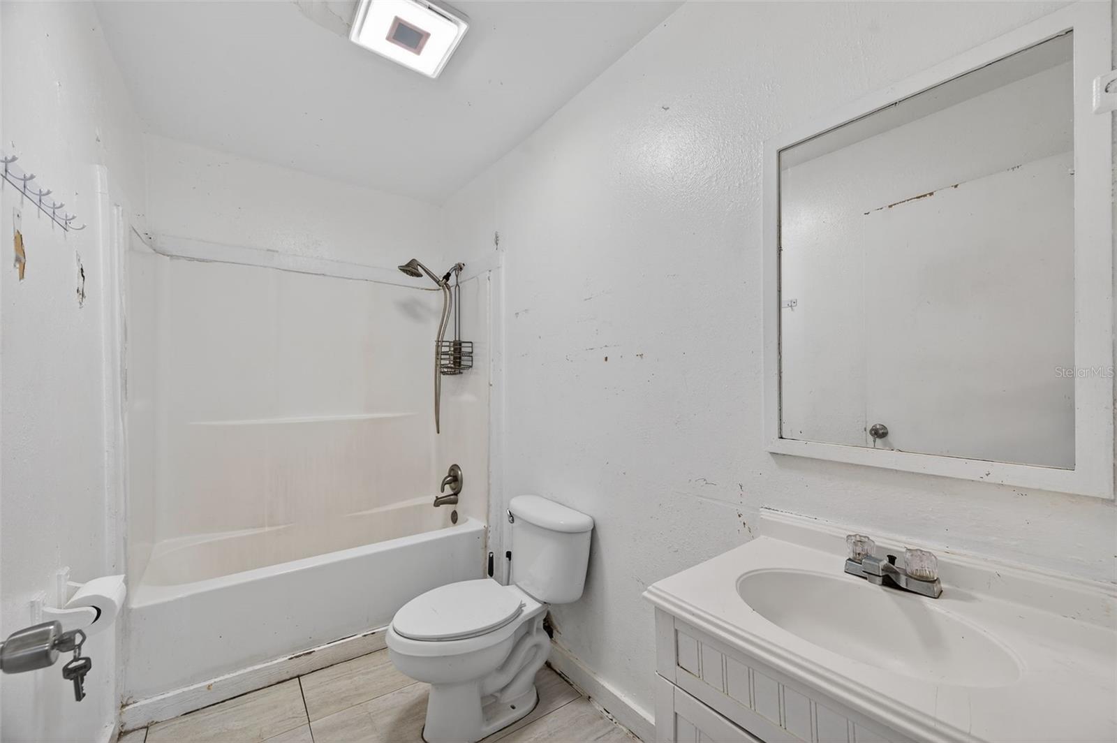 Image 8 of 20 For 1308 Franklin Street