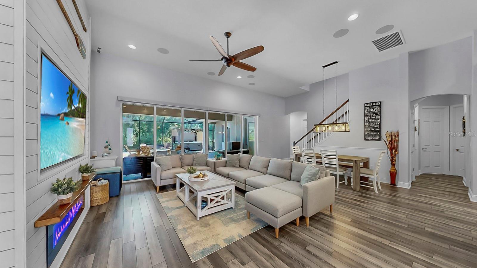 Image 18 of 64 For 7709 Paradiso Drive