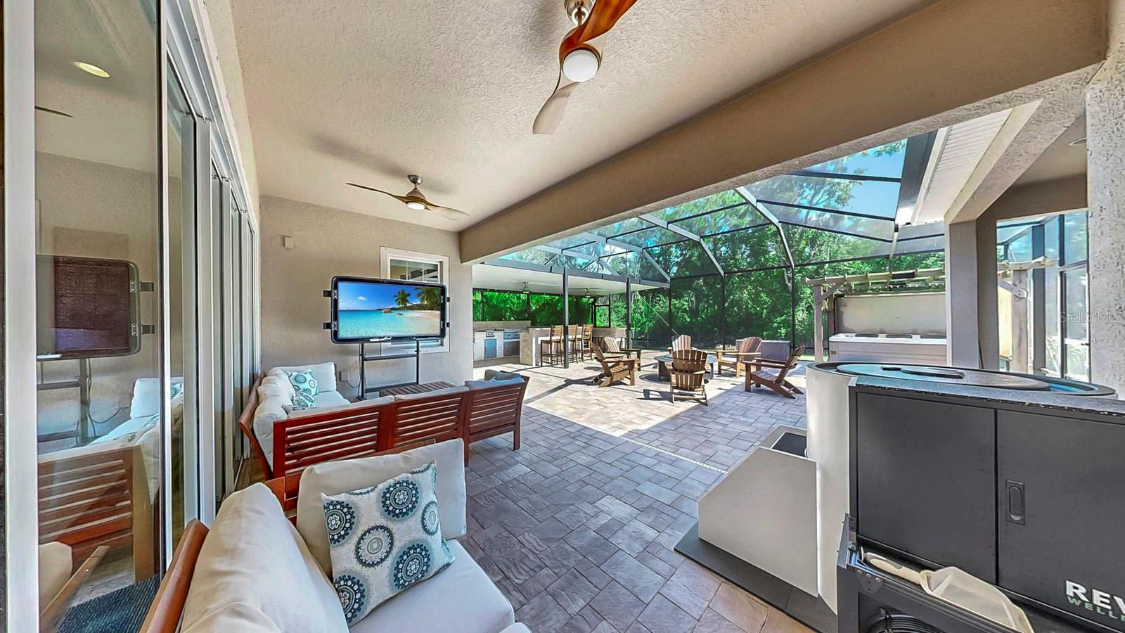 Image 19 of 64 For 7709 Paradiso Drive