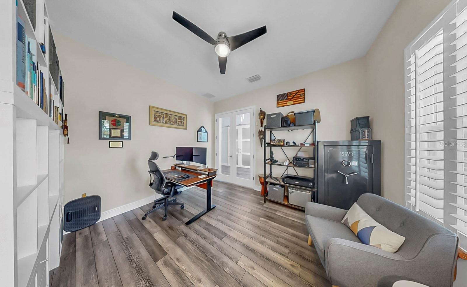 Image 34 of 64 For 7709 Paradiso Drive