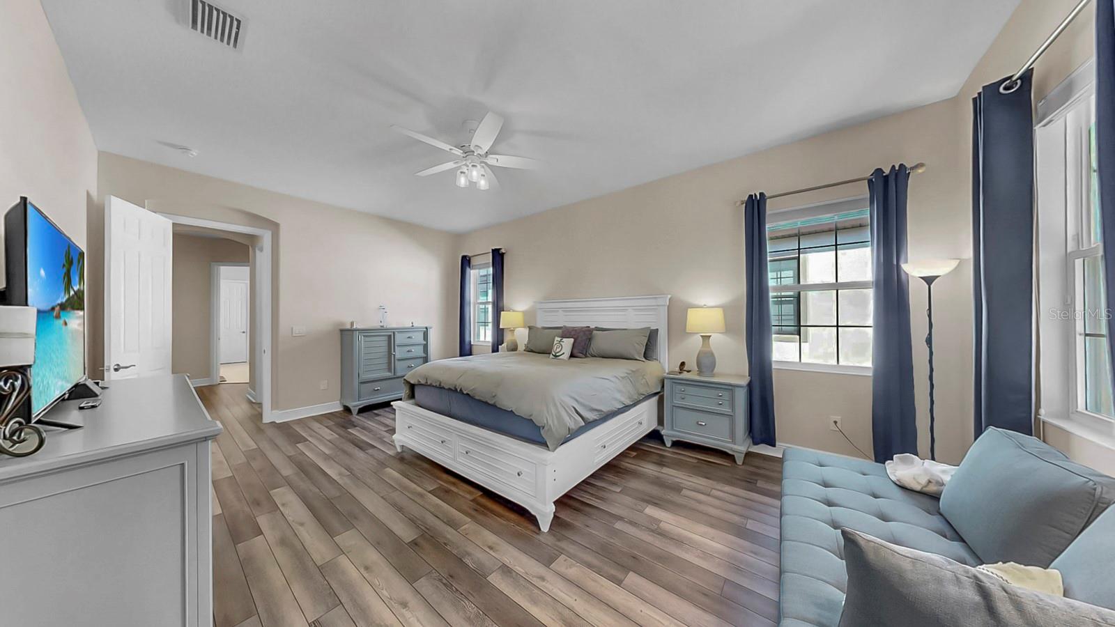 Image 42 of 64 For 7709 Paradiso Drive