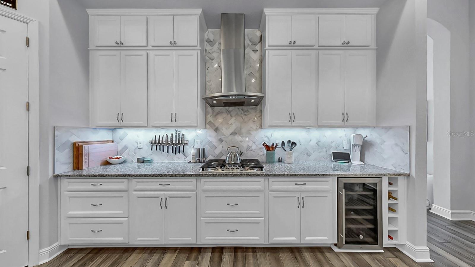 Image 7 of 64 For 7709 Paradiso Drive