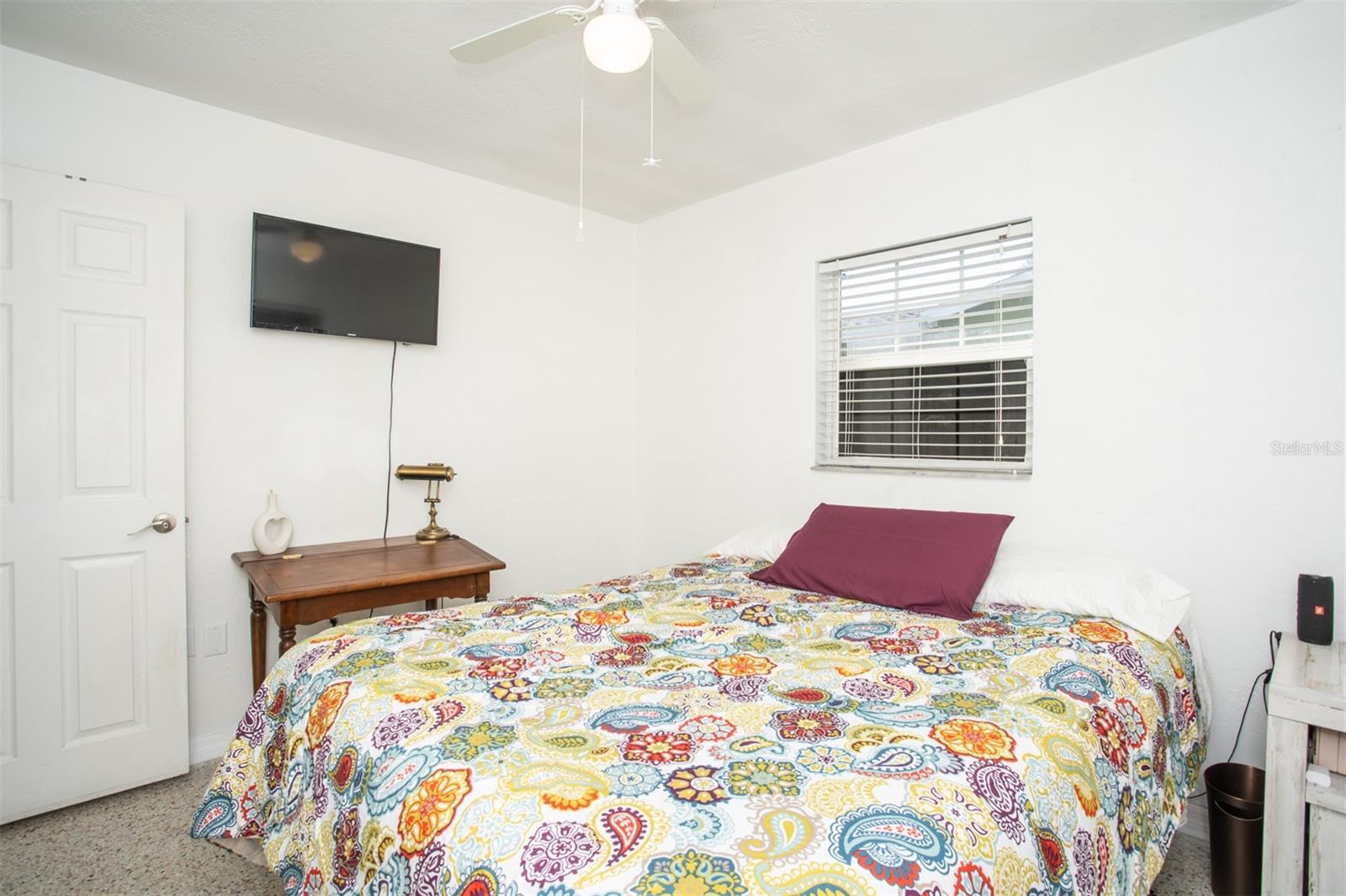 Image 15 of 25 For 6701 31st Avenue N