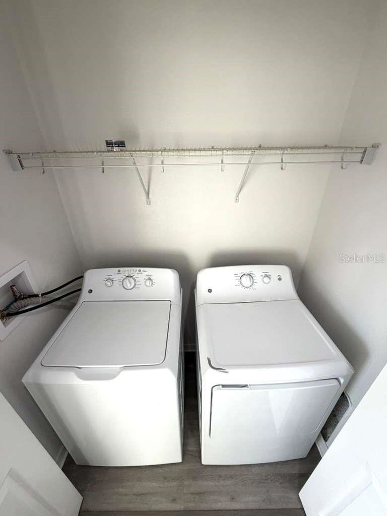 Image 12 of 24 For 7011 White Treetop Place