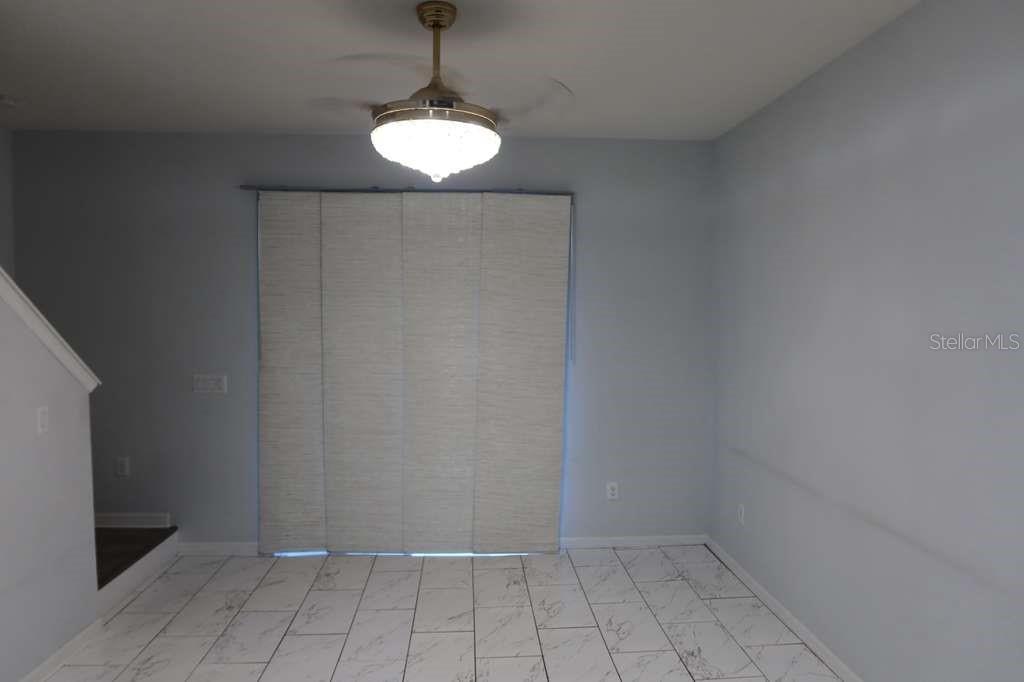 Image 4 of 24 For 7011 White Treetop Place