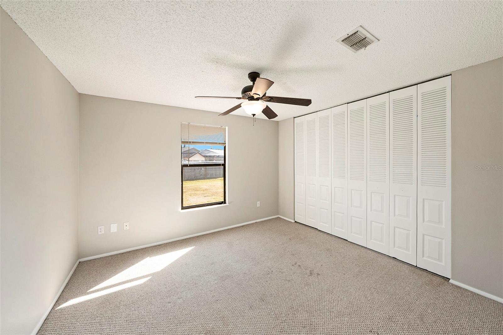 Image 14 of 25 For 814 Satinleaf Avenue