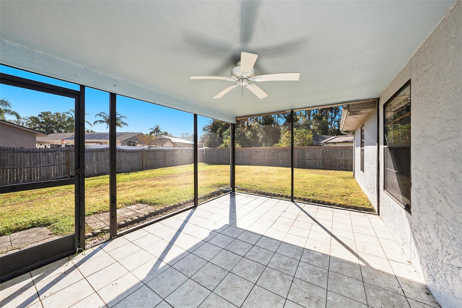 Image 22 of 25 For 814 Satinleaf Avenue