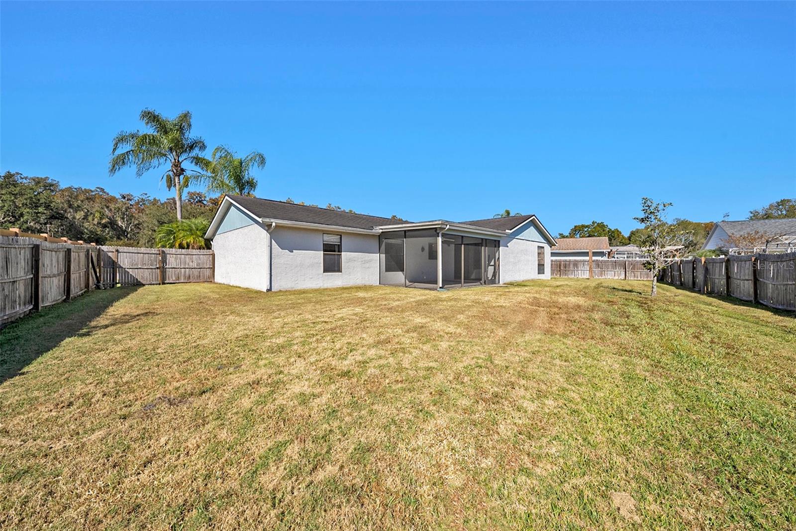 Image 24 of 25 For 814 Satinleaf Avenue