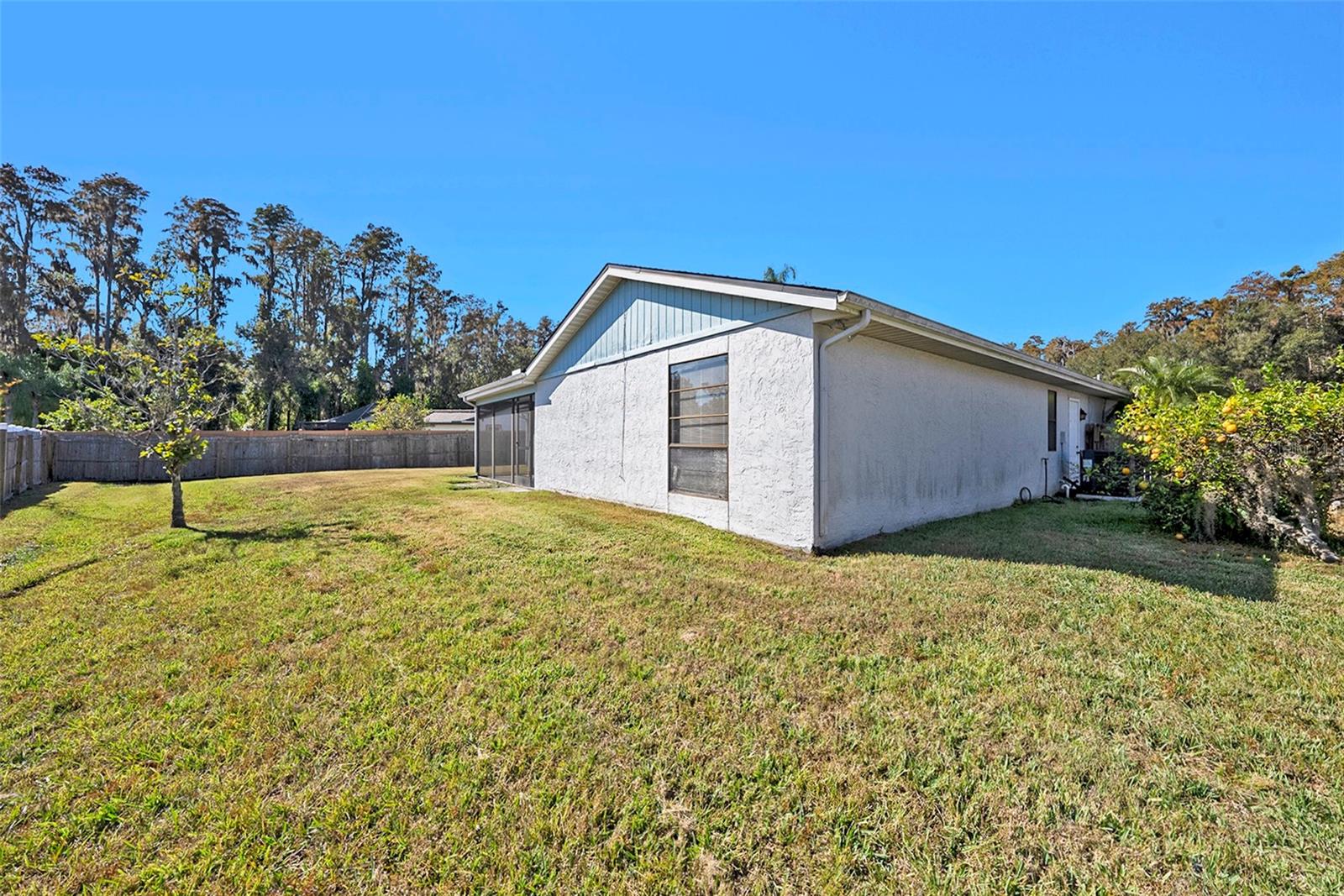 Image 25 of 25 For 814 Satinleaf Avenue