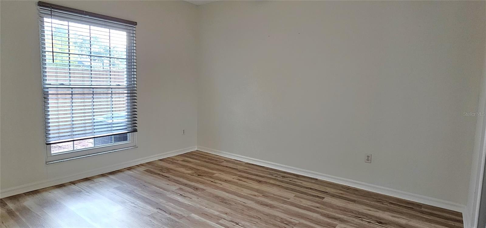 Image 18 of 27 For 2736 Penzance Street