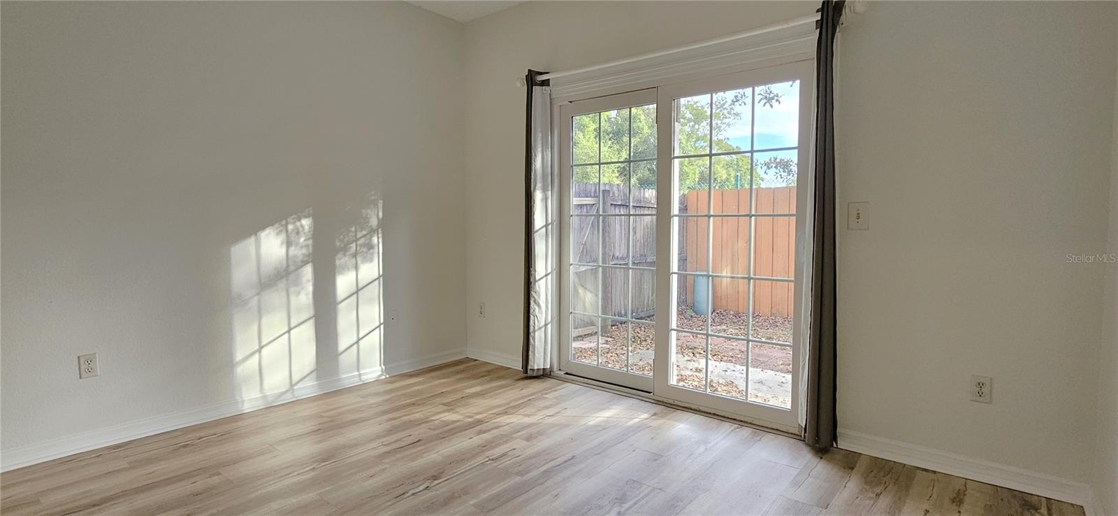 Image 21 of 27 For 2736 Penzance Street