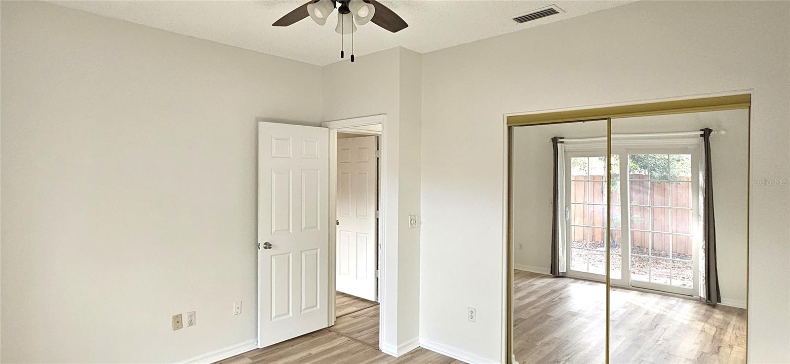 Image 23 of 27 For 2736 Penzance Street