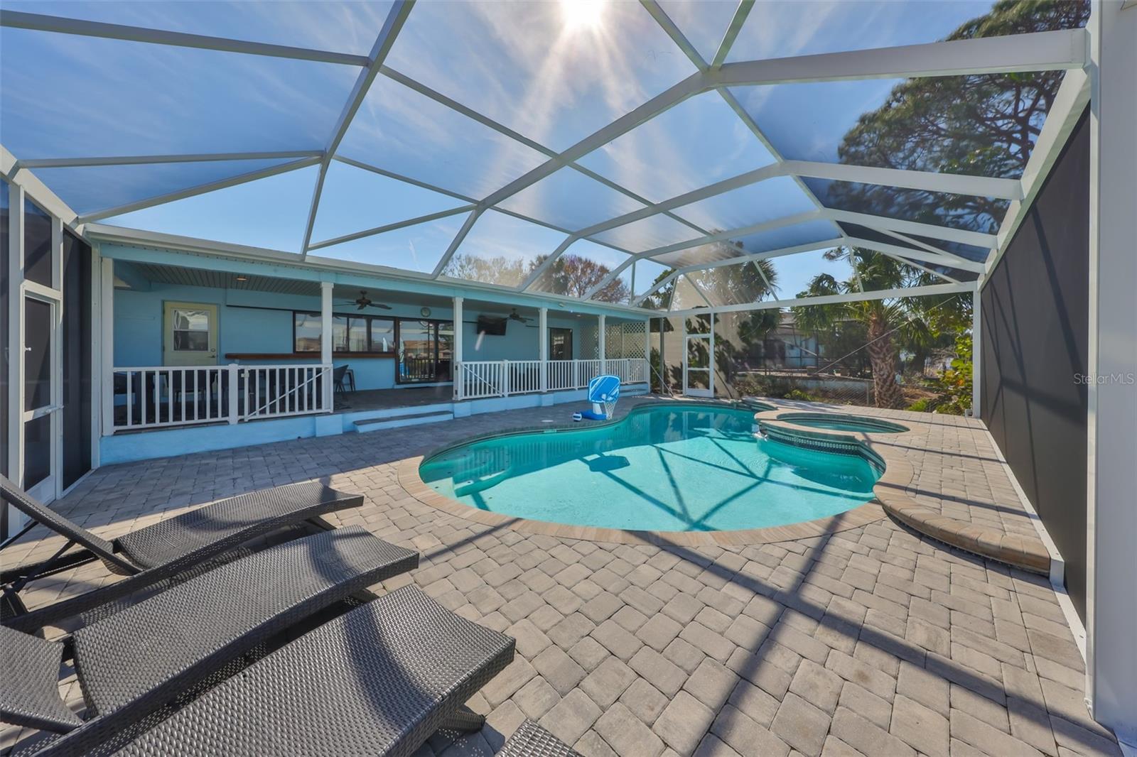 Image 31 of 40 For 909 Birdie Way