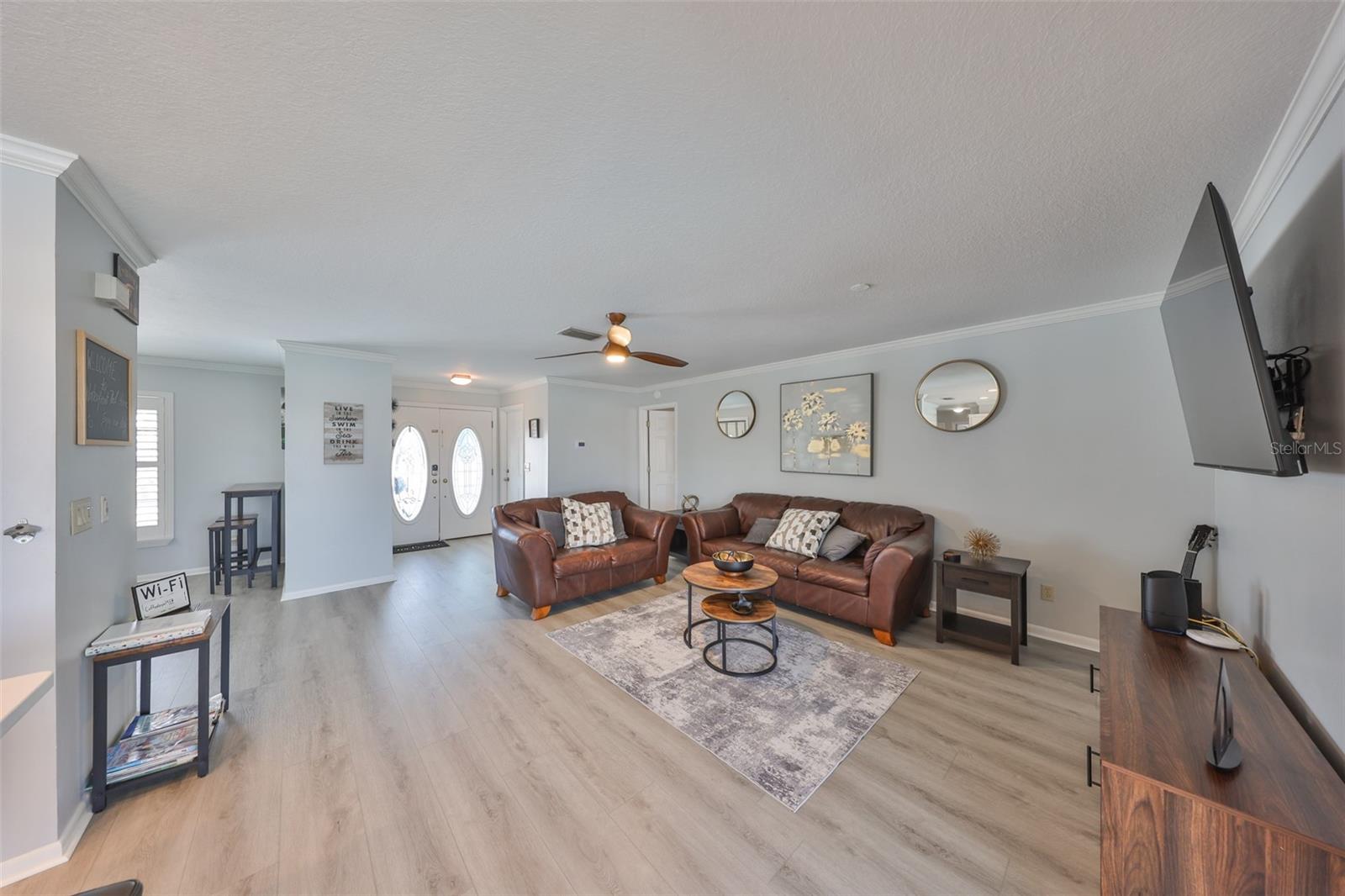 Image 5 of 40 For 909 Birdie Way