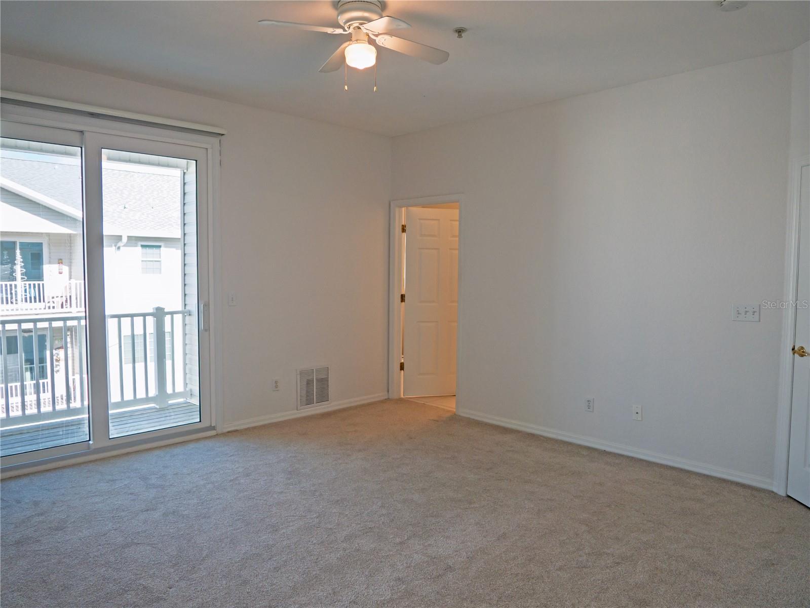 Image 16 of 42 For 15473 Gulf Boulevard