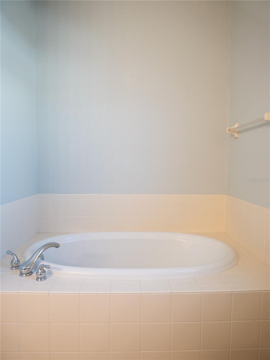 Image 20 of 42 For 15473 Gulf Boulevard